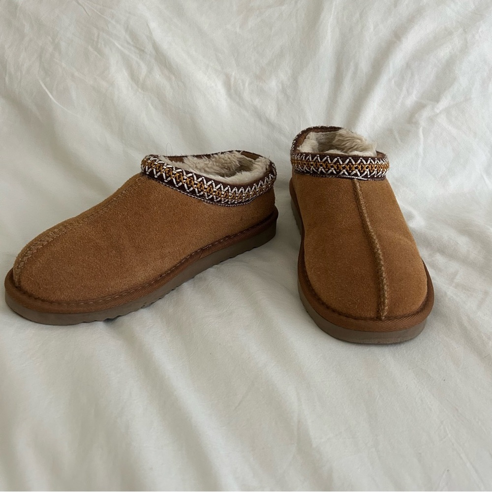 Suede Slippers Size 7